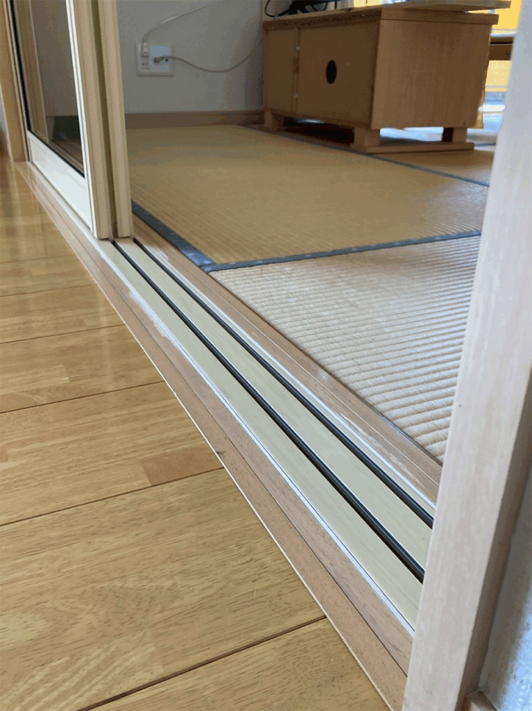 施工後の下枠　バリアフリー化