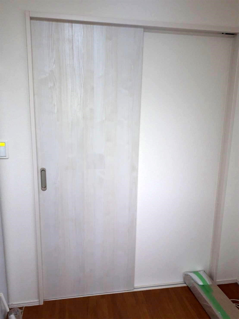 施工前の既存引戸