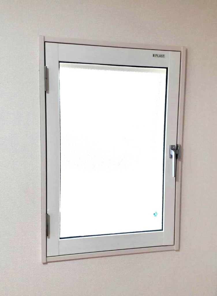 内窓プラスト（防音合わせガラス12.8mm仕様）　施工後