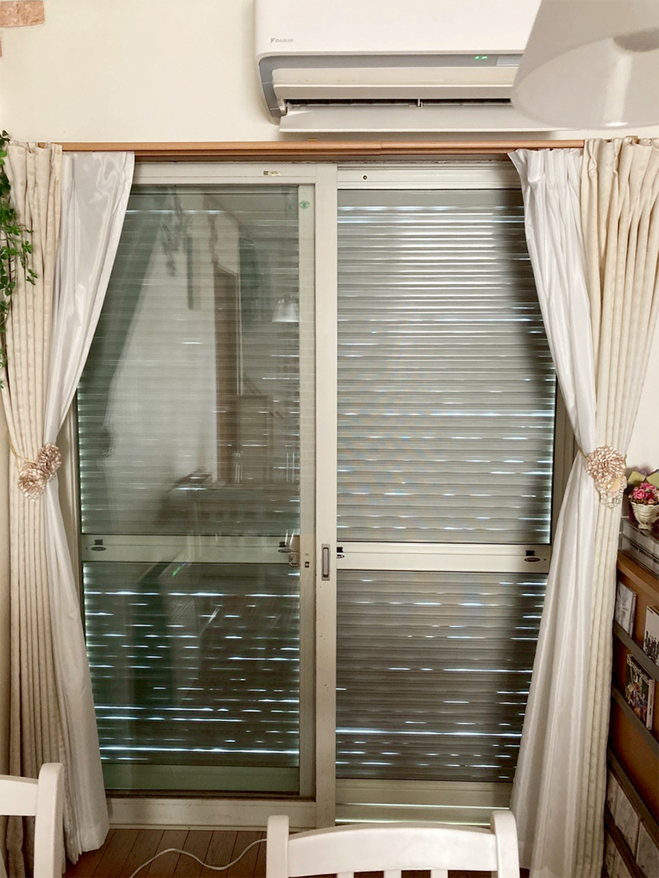 エコ引き違い雨戸施工後（内側）