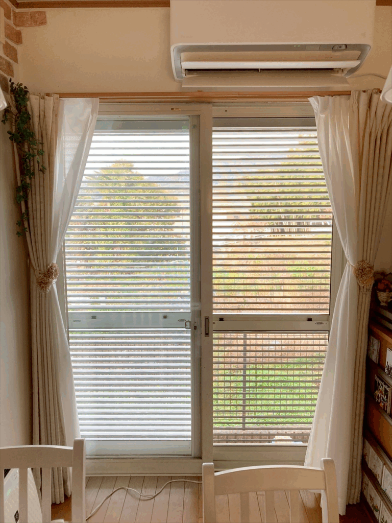 エコ引き違い雨戸施工後（内側）