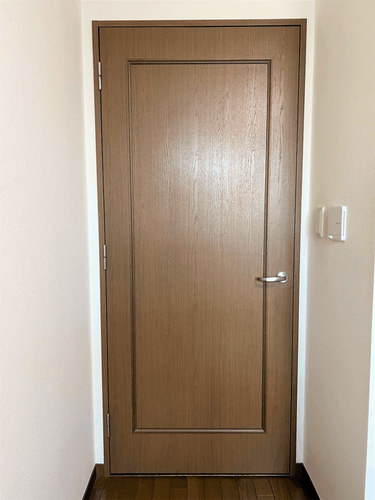 施工前の既存ドア