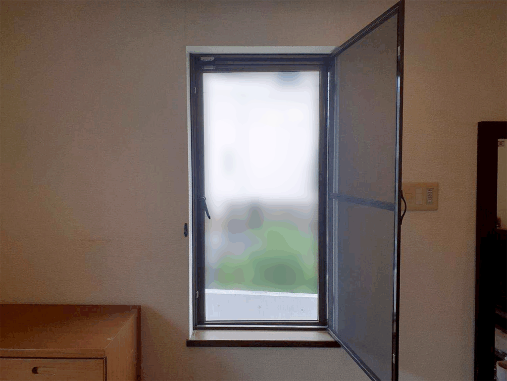 施工前の既存窓