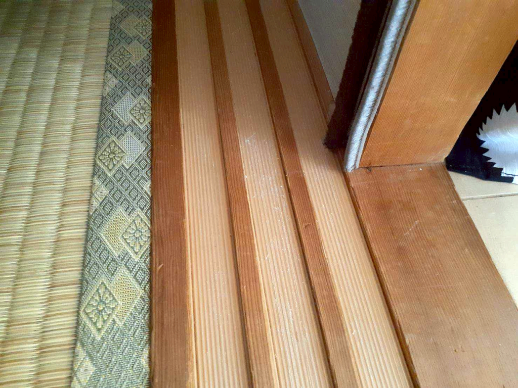 施工前の敷居