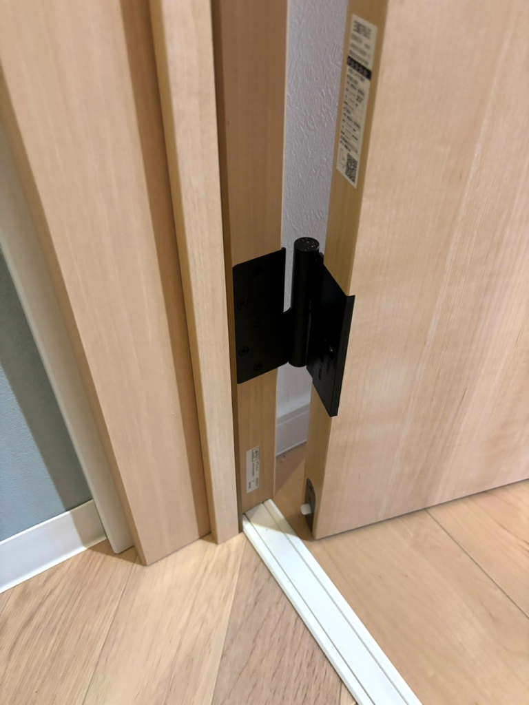 トイレ防音ドアリフォーム　施工後